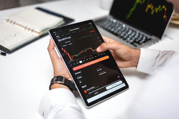 Investir dans l'or : stratégies gagnantes pour votre achat